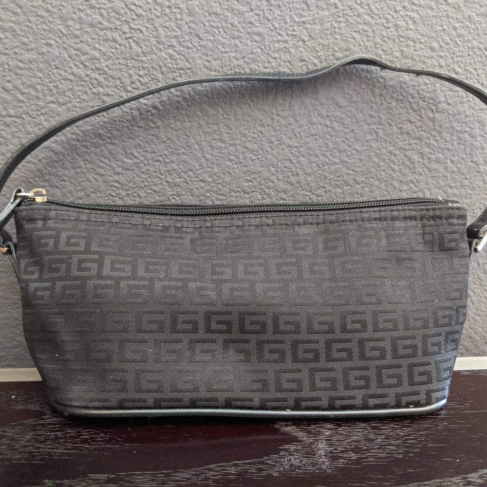 Black Handled Bag